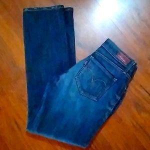 Levi's Bold Curve- Straight 26